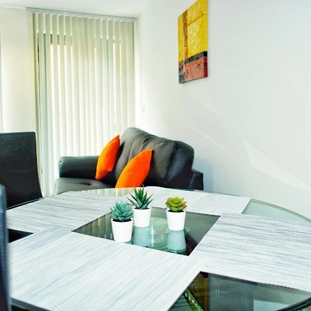 2 Bed Ensuite With Balcony And Free Onsite Secure Parking Manchester Exterior foto